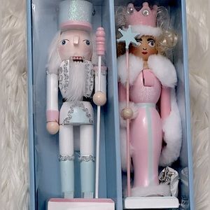 Pastel Christmas nutcracker set